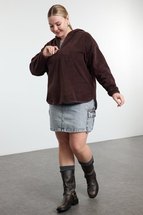 Trendyol Curve Damen Braun Einfarbig Lang Oversize Große Größen Sweatshirts - Image 1