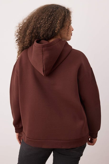 Trendyol Curve Damen Braun Animal-Print Lang Oversize Große Größen Sweatshirts - Image 3