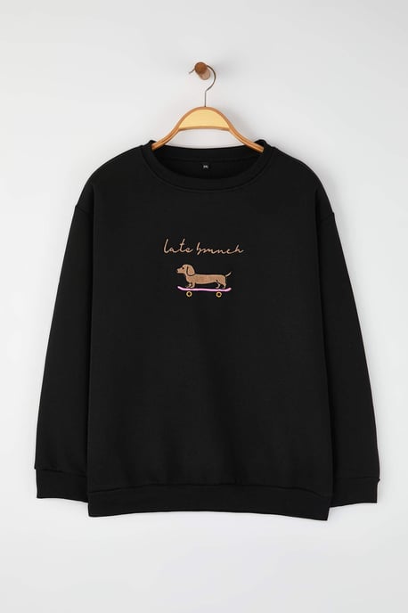 Trendyol Curve Damen Schwarz Einfarbig Lang Regular Fit Große Größen Sweatshirts - Image 4