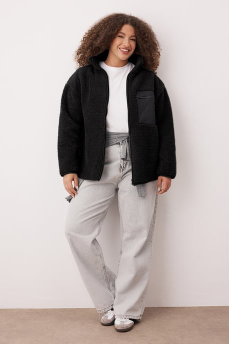 Trendyol Curve Damen Schwarz Einfarbig Lang Oversize Große Größen Sweatshirts - Image 4