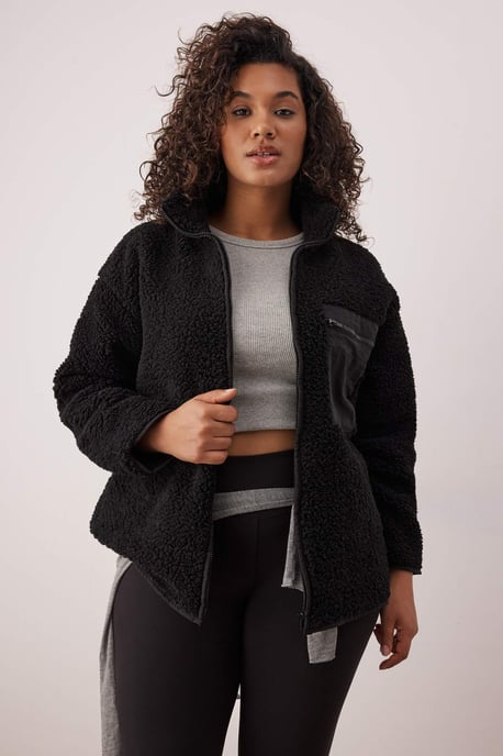 Trendyol Curve Damen Schwarz Einfarbig Lang Oversize Große Größen Sweatshirts - Image 6
