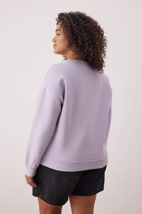 Trendyol Curve Damen Lila Animal-Print Lang Regular Fit Große Größen Sweatshirts - Image 3