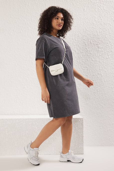 Trendyol Curve Damen Grau Einfarbig Kurz / Mini Kurz Casual T-Shirt Kleid Große Größen Kleid - Image 6