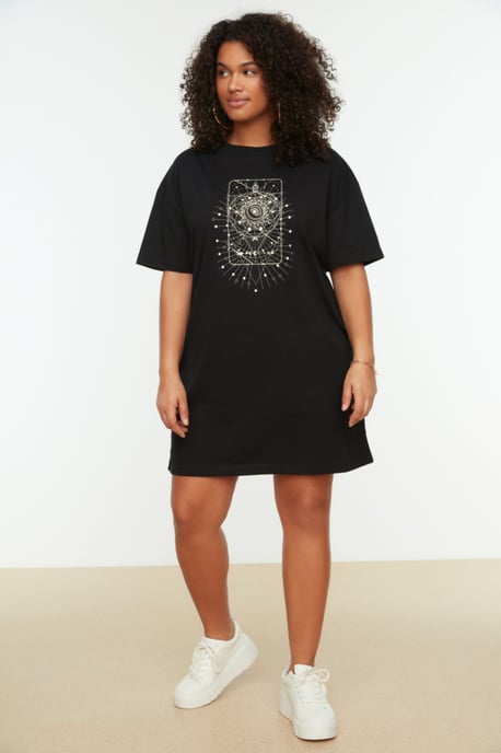 Trendyol Curve Damen Schwarz Geometrisches Muster Kurz / Mini Kurz Casual T-Shirt Kleid Große Größen Kleid - Image 6