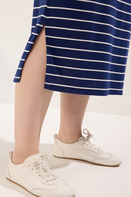 Trendyol Curve Damen Dunkelblau Gestreift Midi Kurz Casual T-Shirt Kleid Große Größen Kleid - Image 3
