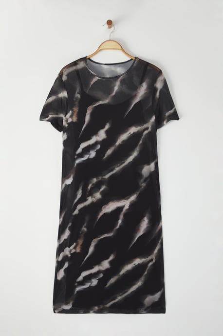Trendyol Curve Damen Mehrfarbig Animal-Print Midi Kurz Casual T-Shirt Kleid Große Größen Kleid - Image 5