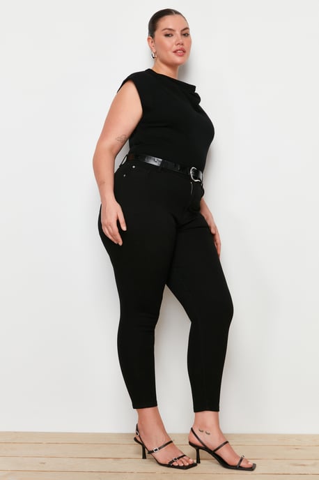 Trendyol Curve Damen Schwarz Einfarbig Skinny Hohe Taille Große Größen Jeans - Image 2
