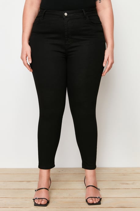 Trendyol Curve Damen Schwarz Einfarbig Skinny Hohe Taille Große Größen Jeans - Image 3