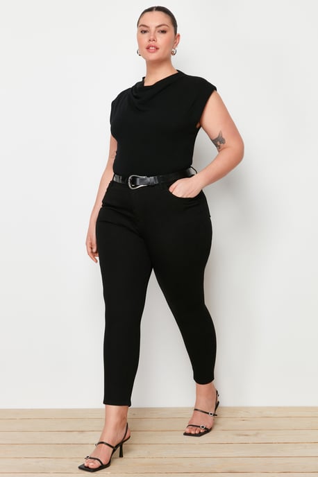 Trendyol Curve Damen Schwarz Einfarbig Skinny Hohe Taille Große Größen Jeans - Image 6