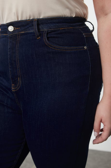 Trendyol Curve Damen Blau Einfarbig Skinny Hohe Taille Große Größen Jeans - Image 3