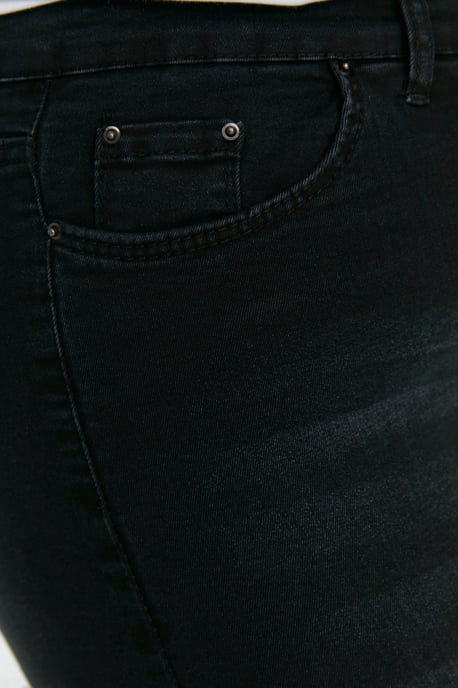 Trendyol Curve Damen Schwarz Einfarbig Skinny Hohe Taille Große Größen Jeans - Image 3