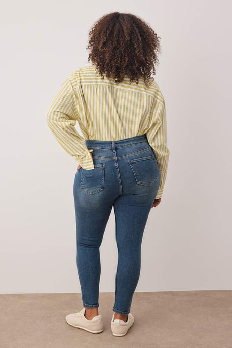Trendyol Curve Damen Dunkelblau Einfarbig Skinny Hohe Taille Große Größen Jeans - Image 3