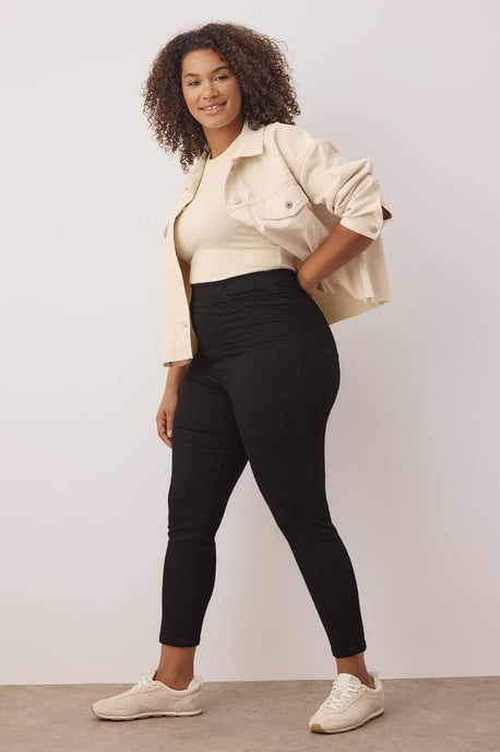 Trendyol Curve Damen Schwarz Einfarbig Skinny Hohe Taille Große Größen Jeans - Image 6