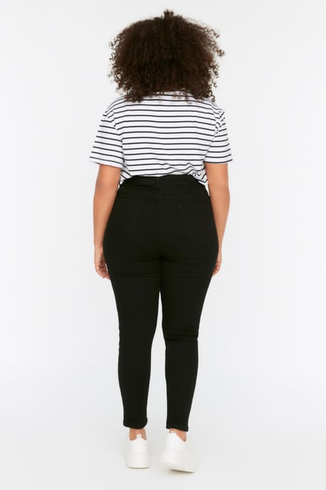 Trendyol Curve Damen Schwarz Einfarbig Skinny Hohe Taille Große Größen Jeans - Image 4