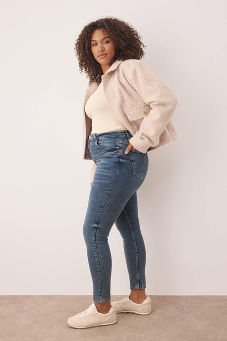 Trendyol Curve Damen Blau Einfarbig Skinny Hohe Taille Große Größen Jeans - Image 4