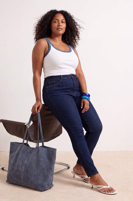 Trendyol Curve Damen Dunkelblau Einfarbig Skinny Hohe Taille Große Größen Jeans - Image 6