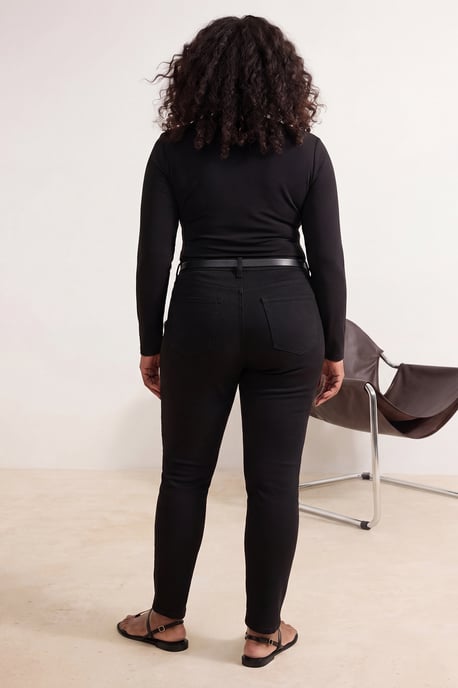 Trendyol Curve Damen Schwarz Einfarbig Skinny Hohe Taille Große Größen Jeans - Image 2