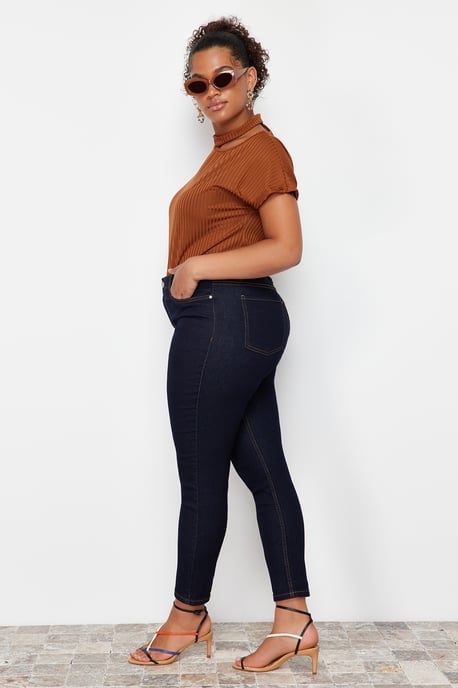Trendyol Curve Damen Blau Einfarbig Skinny Hohe Taille Große Größen Jeans - Image 6