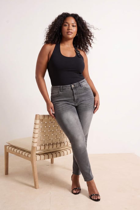 Trendyol Curve Damen Grau Einfarbig Skinny Hohe Taille Große Größen Jeans - Image 6