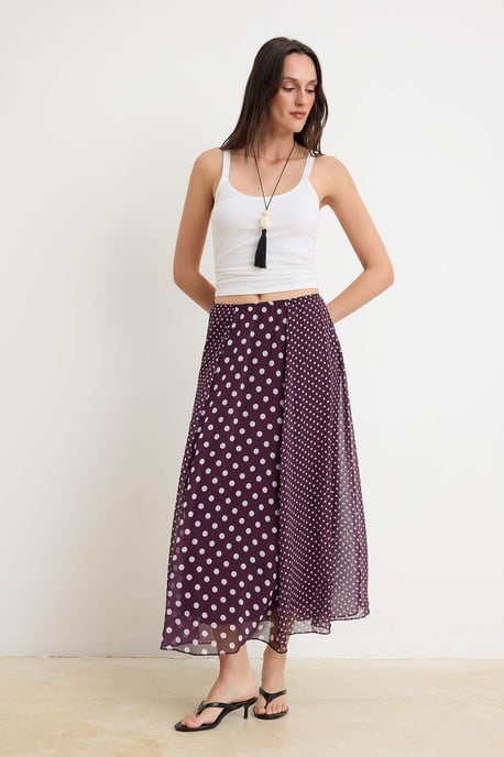 TRENDYOLMİLLA Damen Bordeaux Kariert Midi A-Linie Röcke - Image 4