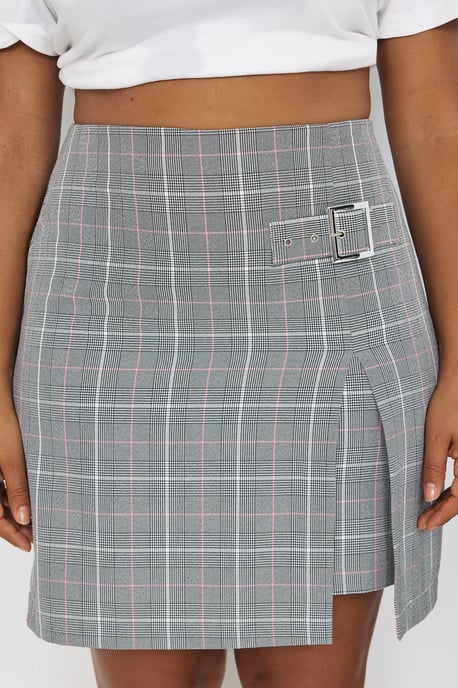 Trendyol Curve Damen Grau Kariert Kurz / Mini Große Größen Röcke - Image 2
