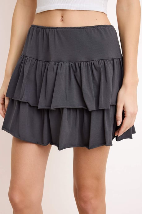 TRENDYOLMİLLA Damen Grau Einfarbig Kurz / Mini Basic Hosenrock Röcke - Image 4