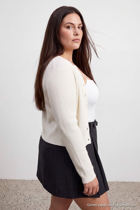 Trendyol Curve Damen Grau Einfarbig Kurz / Mini Große Größen Röcke - Image 3