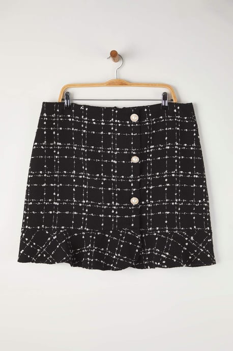 Trendyol Curve Damen Schwarz Gestreift Kurz / Mini Große Größen Röcke - Image 4