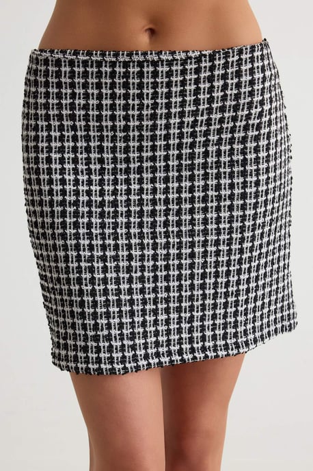 TRENDYOLMİLLA Damen Kariert Kurz / Mini A-Linie Röcke - Image 2