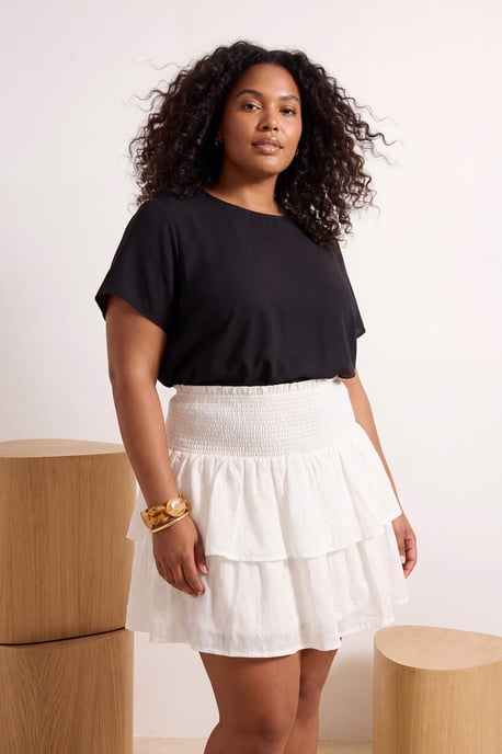 Trendyol Curve Damen Weiß Geblümt Kurz / Mini Große Größen Röcke - Image 6