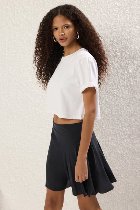 TRENDYOLMİLLA Damen Grau Einfarbig Kurz / Mini Asymmetrisch Skater Röcke - Image 4