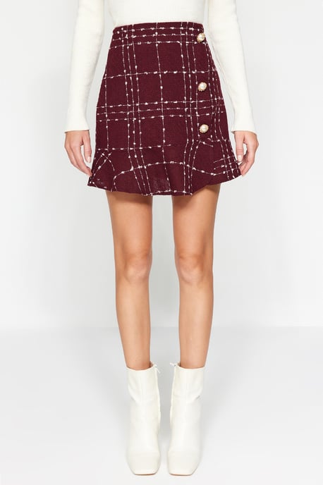 TRENDYOLMİLLA Damen Bordeaux Einfarbig Kurz / Mini Volantsaum A-Linie Röcke - Image 4