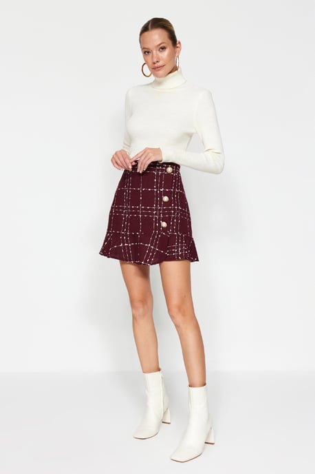 TRENDYOLMİLLA Damen Bordeaux Einfarbig Kurz / Mini Volantsaum A-Linie Röcke - Image 6