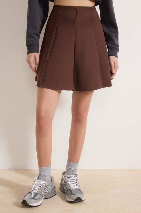 TRENDYOLMİLLA Damen Braun Einfarbig Kurz / Mini Plissiert Skater Röcke - Image 2