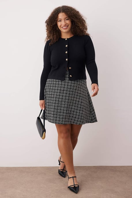 Trendyol Curve Damen Schwarz Einfarbig Kurz / Mini Große Größen Röcke - Image 1