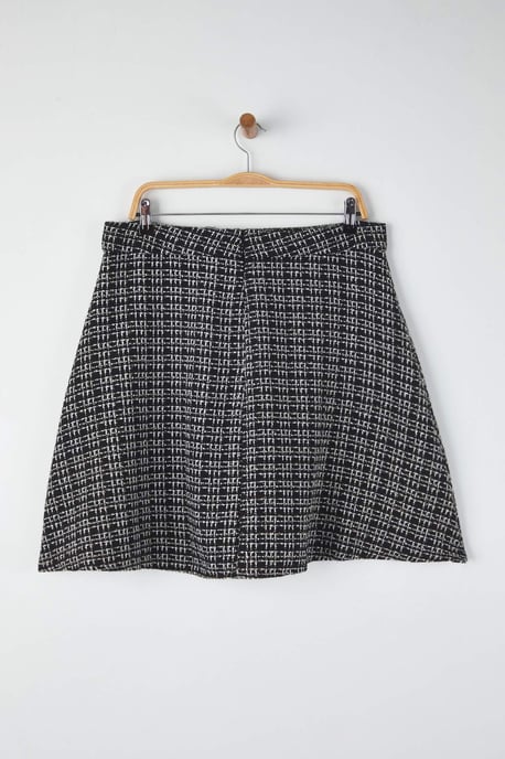 Trendyol Curve Damen Schwarz Einfarbig Kurz / Mini Große Größen Röcke - Image 5