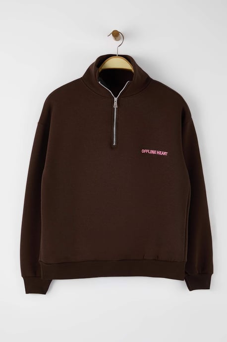 Trendyol Curve Damen Braun Einfarbig Lang Regular Fit Große Größen Sweatshirts - Image 4