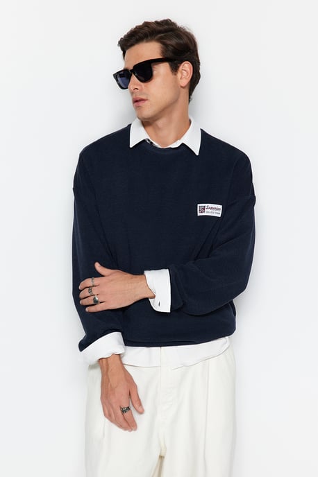 TRENDYOL MAN Herren Dunkelblau Slogan Lang Oversize Sweatshirts - Image 6