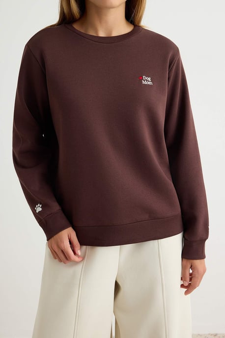 TRENDYOLMİLLA Damen Braun Animal-Print Lang Regular Fit Sweatshirts - Image 3