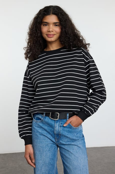 TRENDYOLMİLLA Damen Schwarz Gestreift Lang Oversize Sweatshirts - Image 3