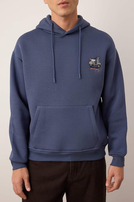 TRENDYOL MAN Herren Dunkelblau Slogan Lang Oversize Sweatshirts - Image 2