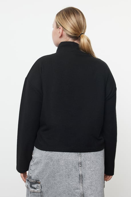 Trendyol Curve Damen Schwarz Einfarbig Lang Oversize Große Größen Sweatshirts - Image 4