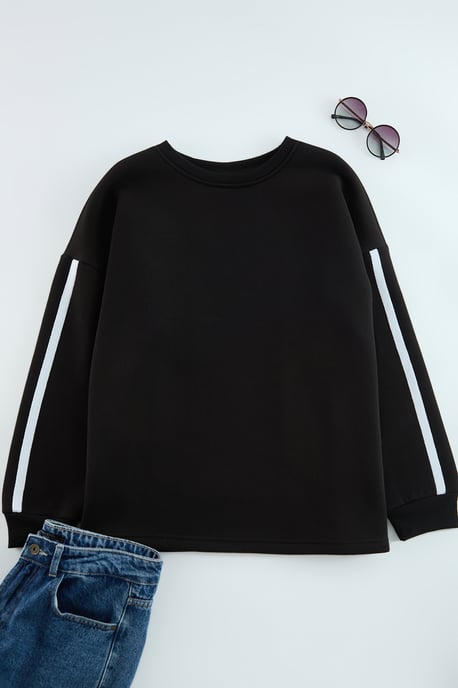 Trendyol Curve Damen Schwarz Einfarbig Lang Oversize Große Größen Sweatshirts - Image 4