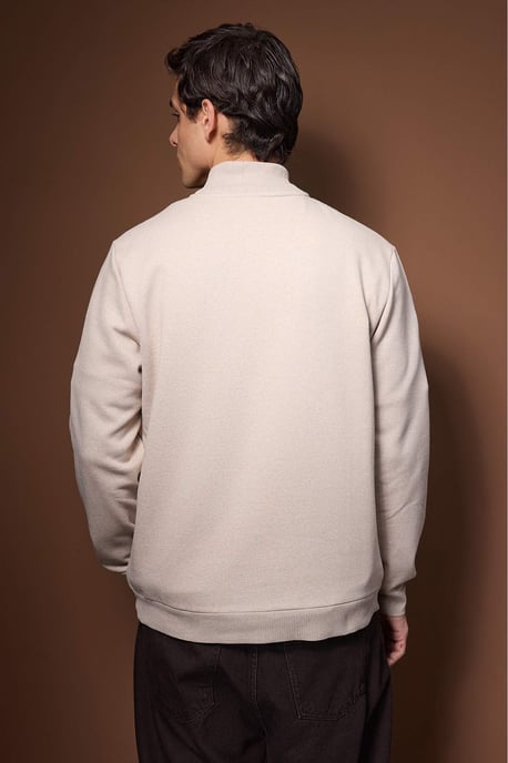 TRENDYOL MAN Herren Beige Einfarbig Lang Regular Fit Sweatshirts - Image 3