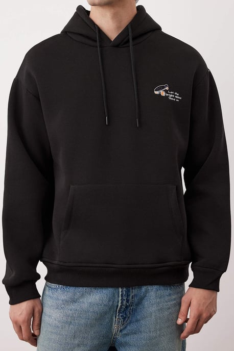 TRENDYOL MAN Herren Schwarz Slogan Lang Oversize Sweatshirts - Image 2