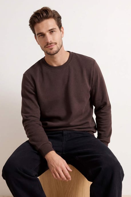 TRENDYOL MAN Herren Braun Einfarbig Lang Regular Fit Sweatshirts - Image 6