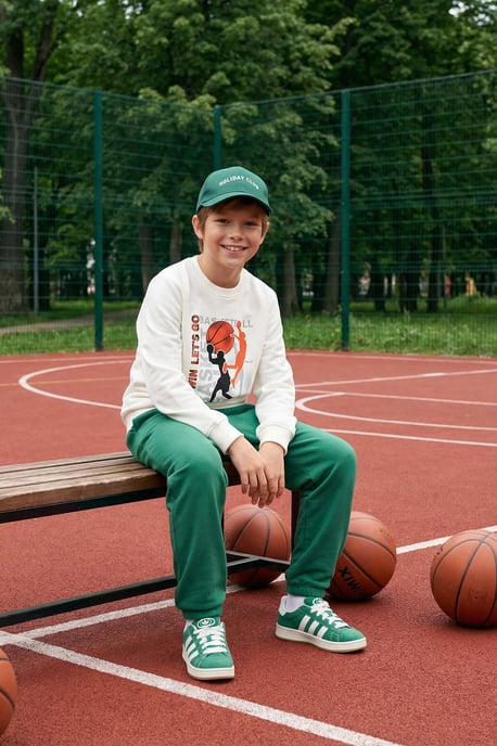 TRENDYOLKIDS Jungen Ecru Slogan Lang Regular Fit Sweatshirts - Image 3