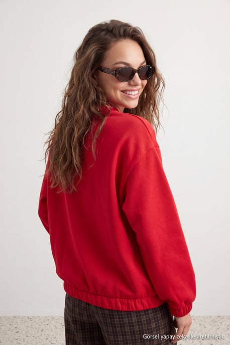 TRENDYOLMİLLA Damen Rot Einfarbig Lang Oversize Sweatshirts - Image 3