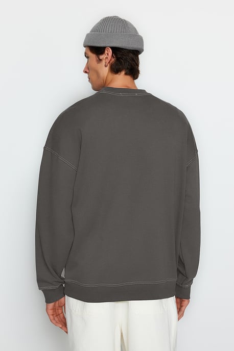 TRENDYOL MAN Herren Grau Einfarbig Lang Oversize Sweatshirts - Image 5