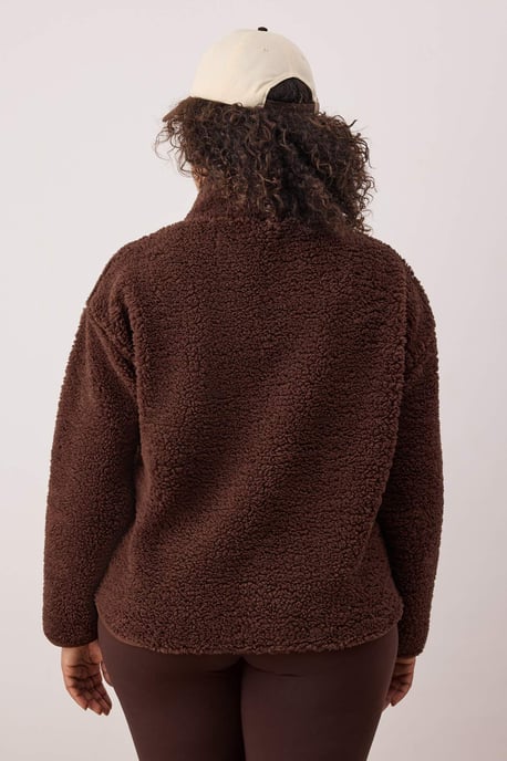 Trendyol Curve Damen Braun Einfarbig Lang Regular Fit Große Größen Sweatshirts - Image 3
